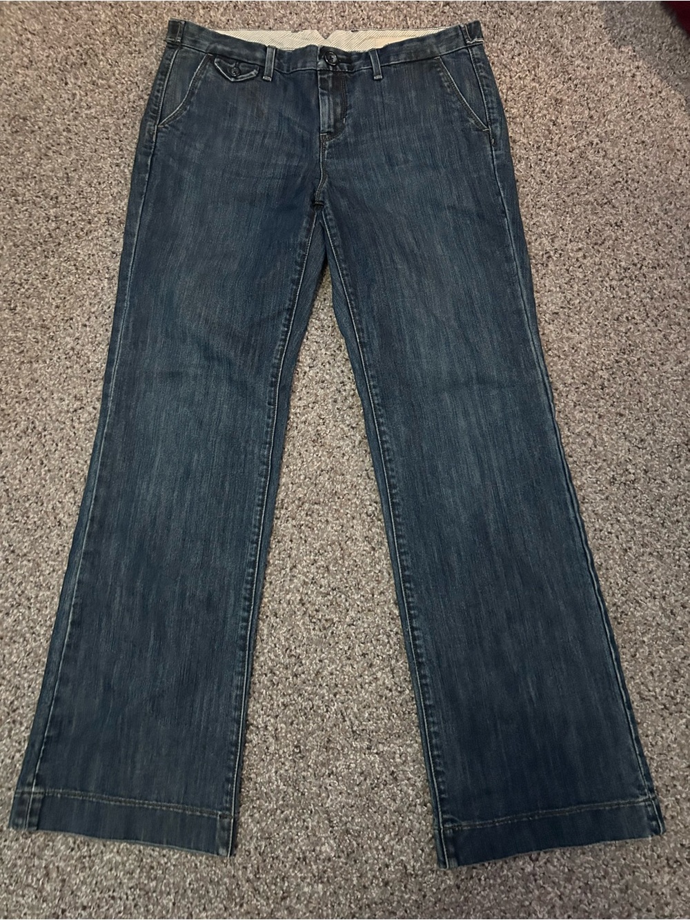 Women’s Straight-Leg Jeans in Dark Blue